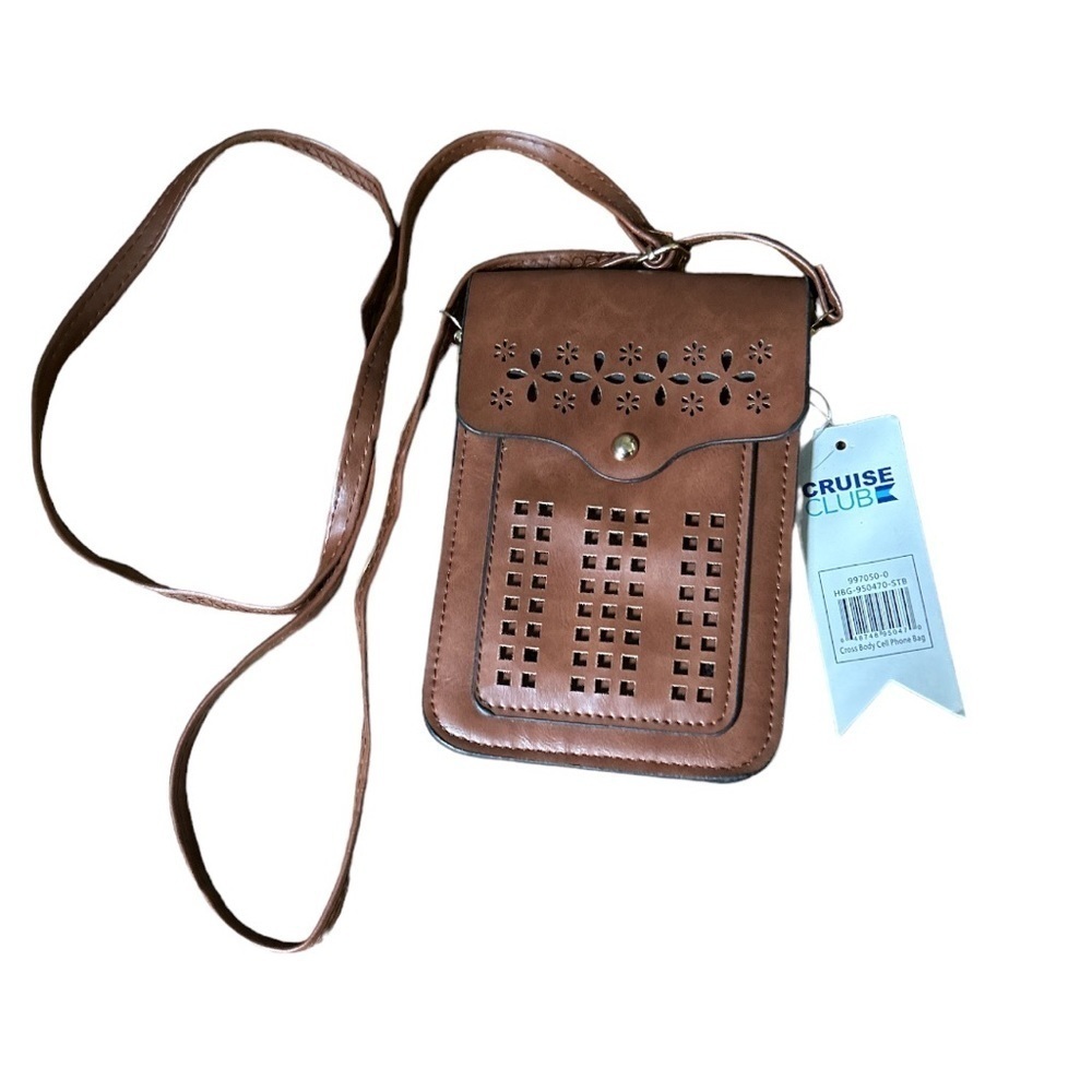 NWT Cruise Club Crossbody Touch
Screen Cell Phone Case